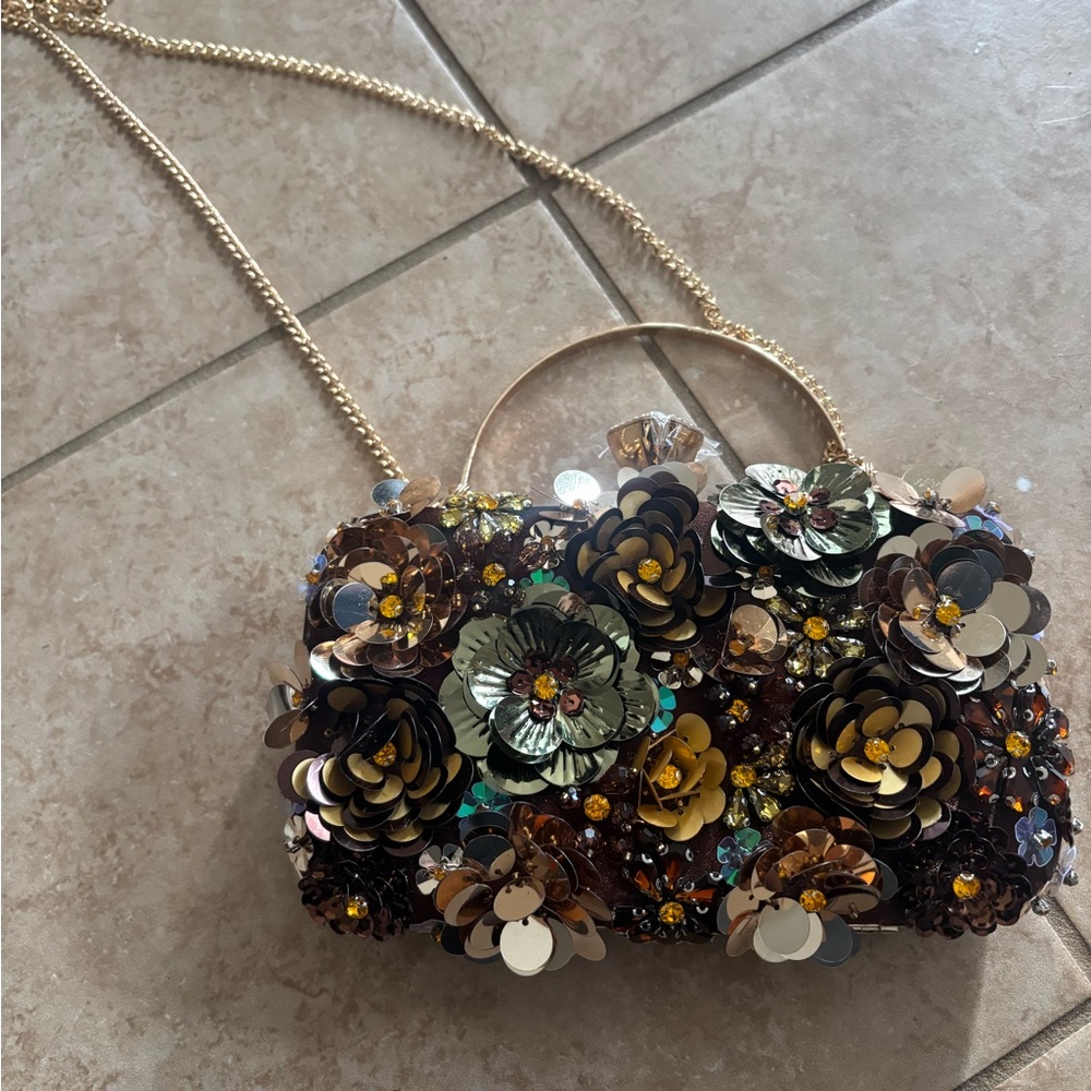 ALESSIA BIANCHI - Floral Beaded Minaudiere Clutch